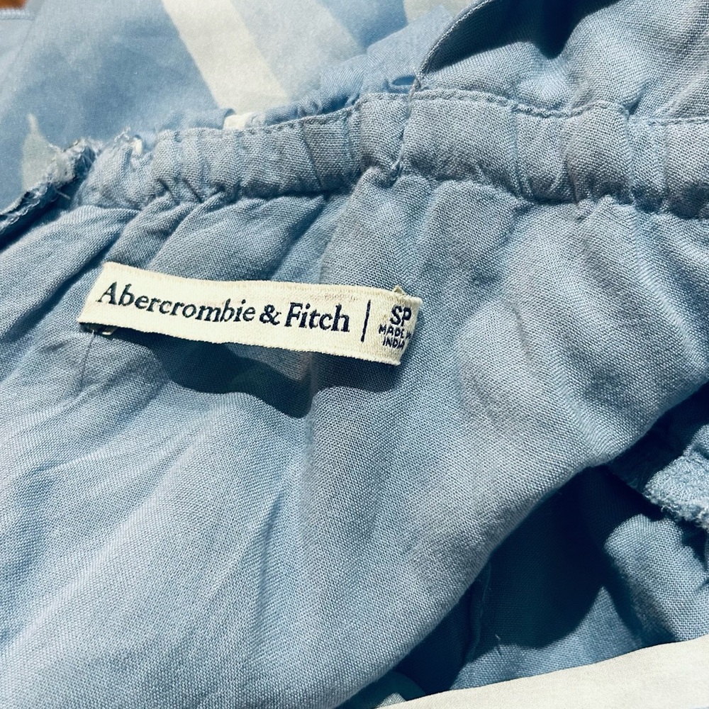 Abercrombie & Fitch Light Blue Patterned Maxi Dress - Picture 5 of 11